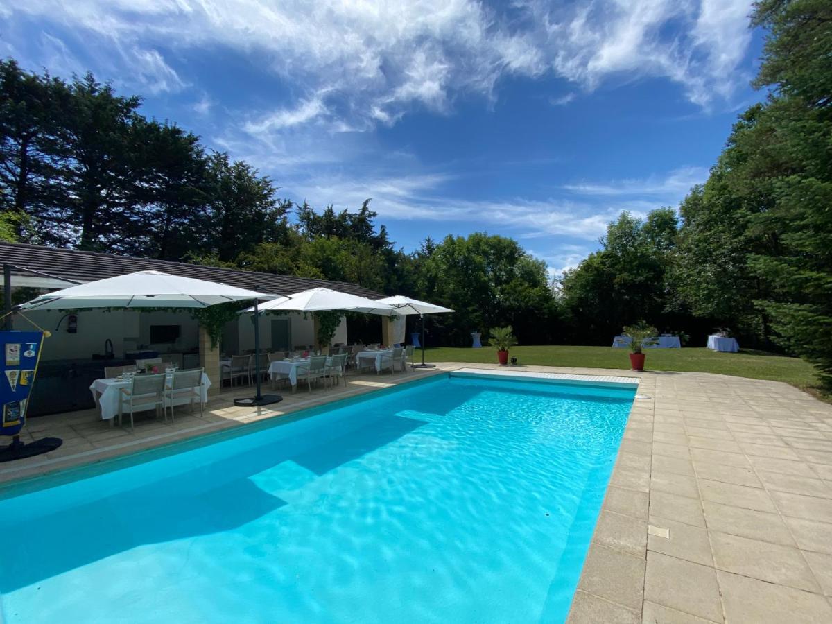 מירפואה Manoir Et Appartements Avec Piscine Au Domaine De Bize Mirepoix מראה חיצוני תמונה