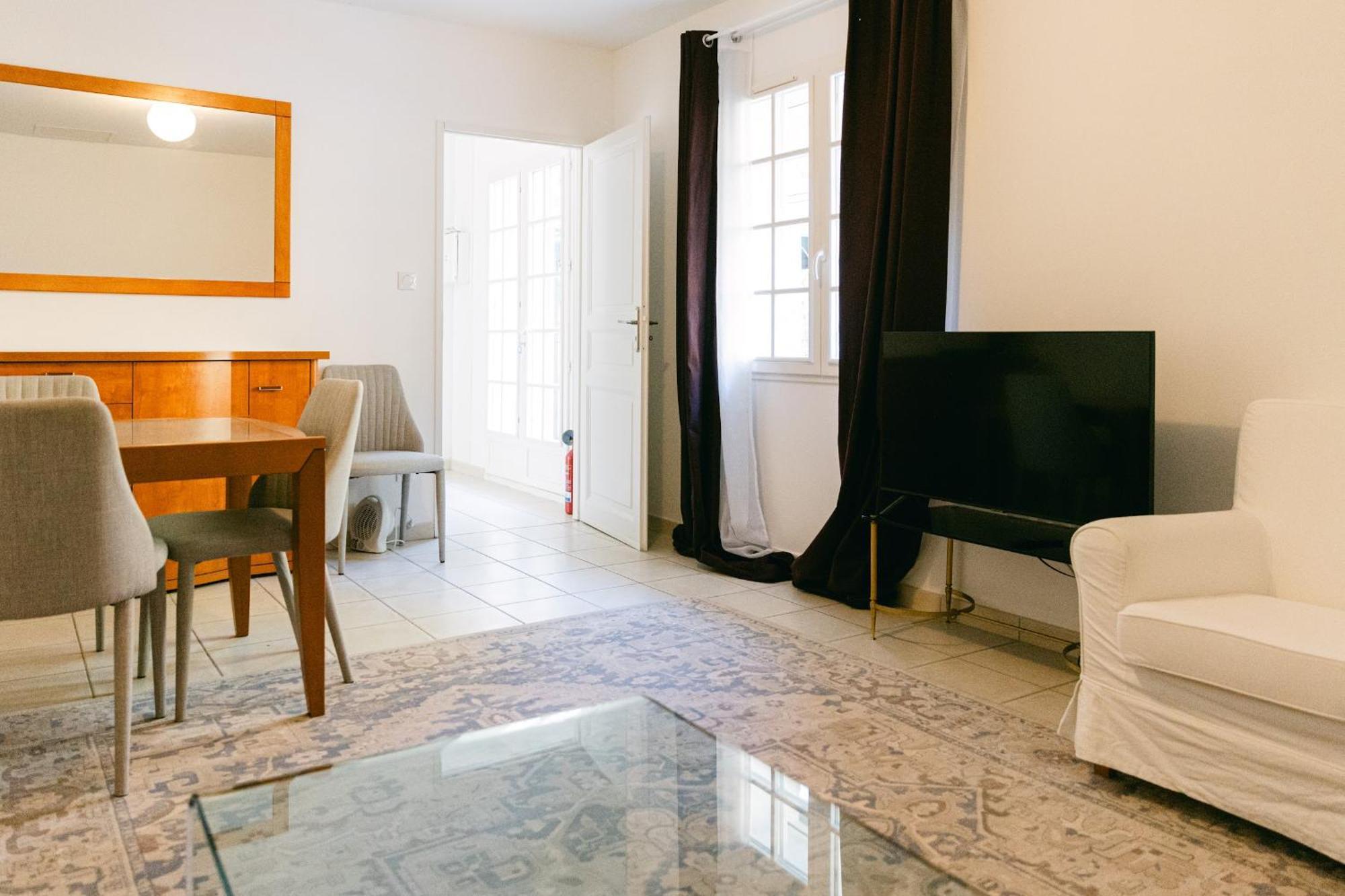 מירפואה Manoir Et Appartements Avec Piscine Au Domaine De Bize Mirepoix מראה חיצוני תמונה